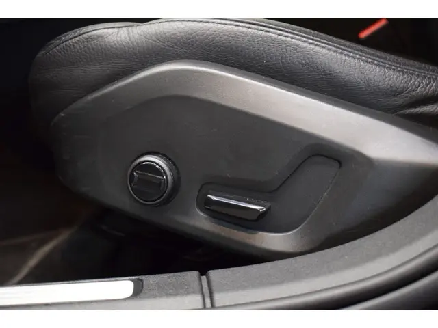 Volvo V60 2.0 T5 250pk AUT8 Momentum 2018 Benzine 15