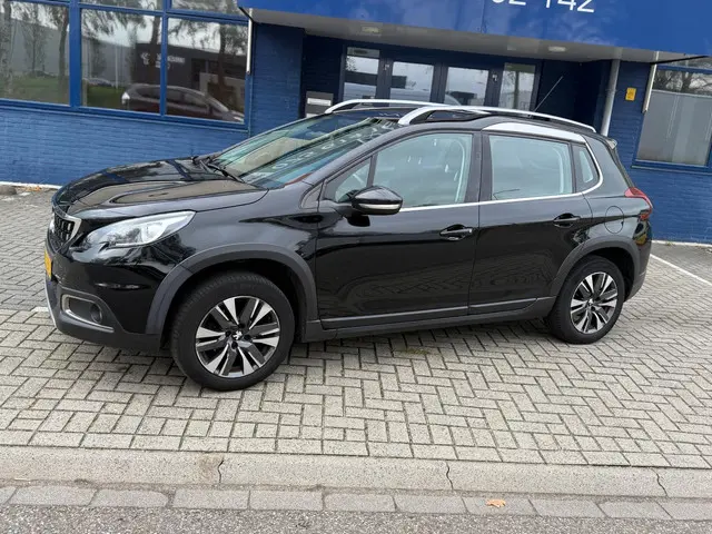 Peugeot 2008 1.2 PureTech Allure 2017 Benzine 27