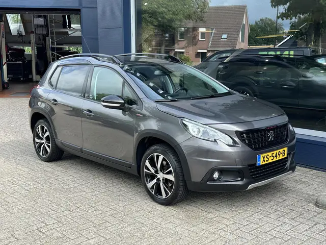 Peugeot 2008 1.2 PureTech GT-line 2018 Benzine 4