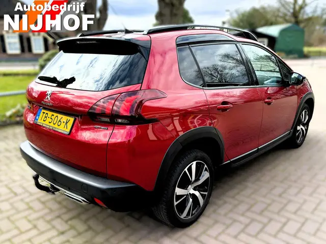 Peugeot 2008 1.2 PureTech GT-line 2018 Benzine 6