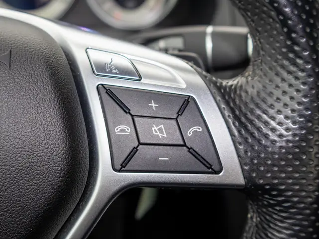 Mercedes-Benz E-Klasse Coupé 200 Ambition 2014 Benzine 29