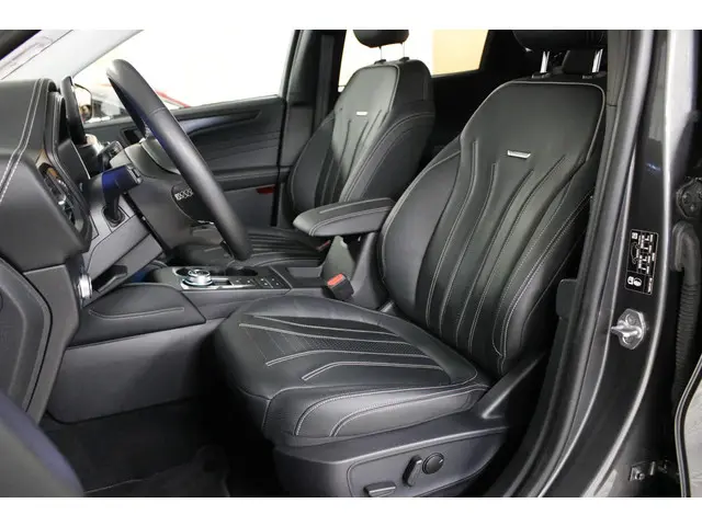 Ford Kuga 2.5 PHEV Vignale 2023 Hybride Benzine 5