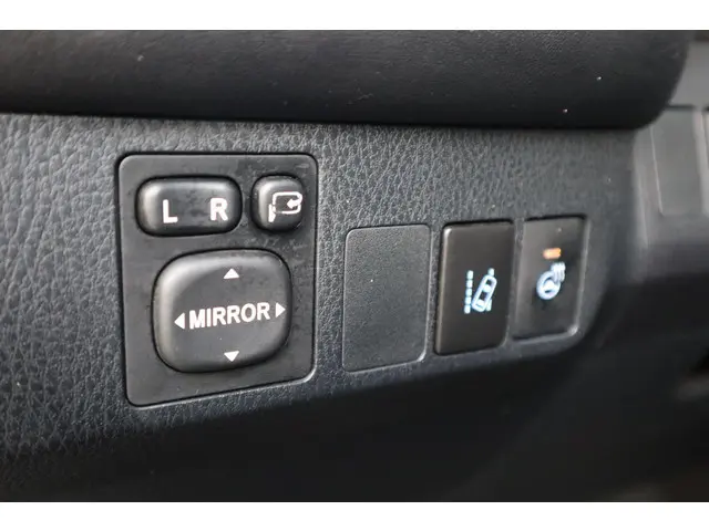 Toyota RAV4 2.5 HYBRID DYNAMIC 2017 Hybride Benzine 21