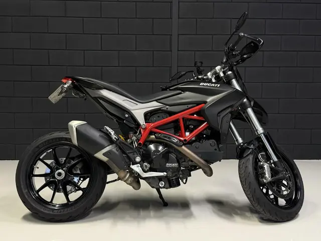 Ducati Hypermotard 821 2015 Benzine 3