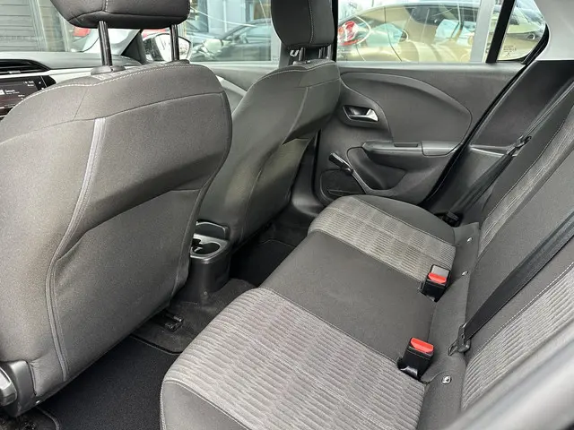 Opel Corsa 1.2 Edition 2022 Benzine 12