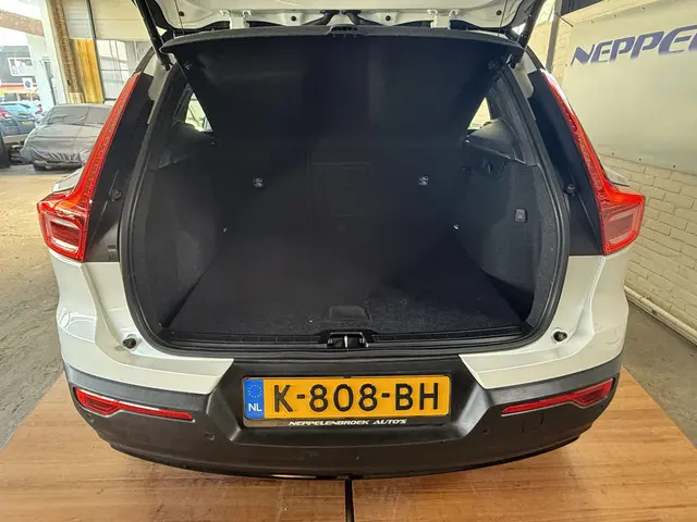 Volvo XC40 Recharge P8 AWD R-Design 2020 Elektrisch 11