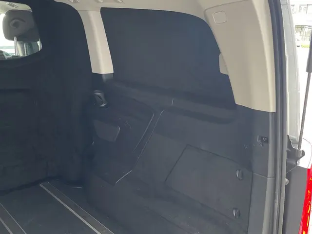 Mercedes-Benz Vito 114 CDI Lang DC Comfort 2020 Diesel 48