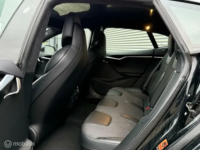 Tesla Model S 75 Base PANORAMADAK BTW 2017 Elektrisch 20