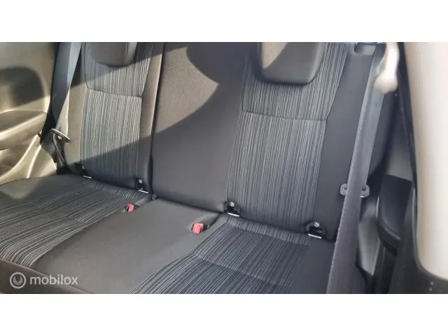 Suzuki Swift 1.2 Comfort EASSS 2015 Benzine 10