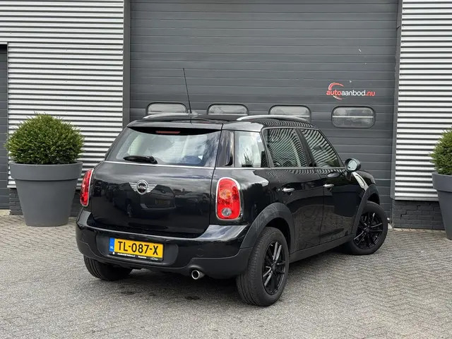 MINI Countryman 2