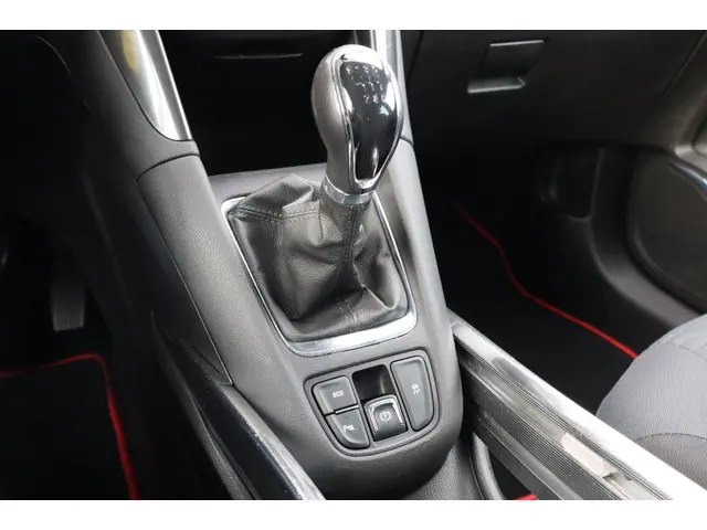 Opel Zafira Tourer 1.4 Cosmo Trekhaak 2013 Benzine 12