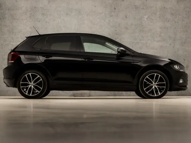Volkswagen Polo 1.0 TSI Sportline 2021 Benzine 4
