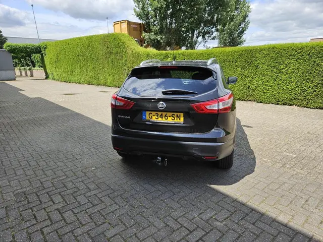 Nissan QASHQAI 1.2 Connect Edition 2015 Benzine 6