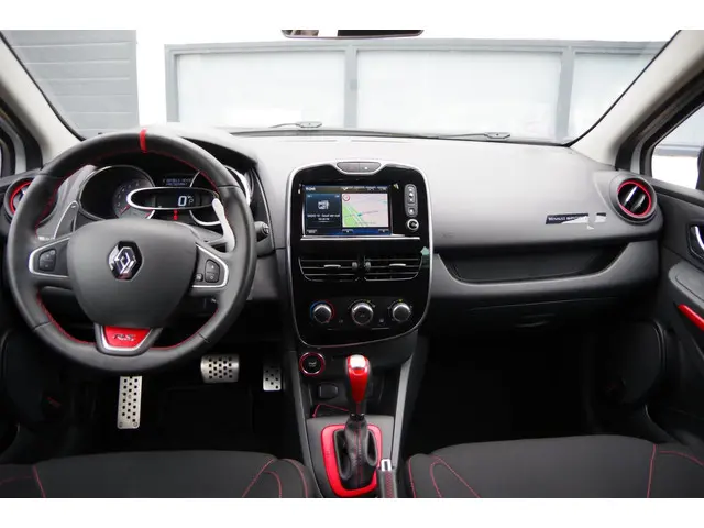 Renault Clio 1.6 R.S. /Uniek/Dealer onderhouden/ 2015 Benzine 31
