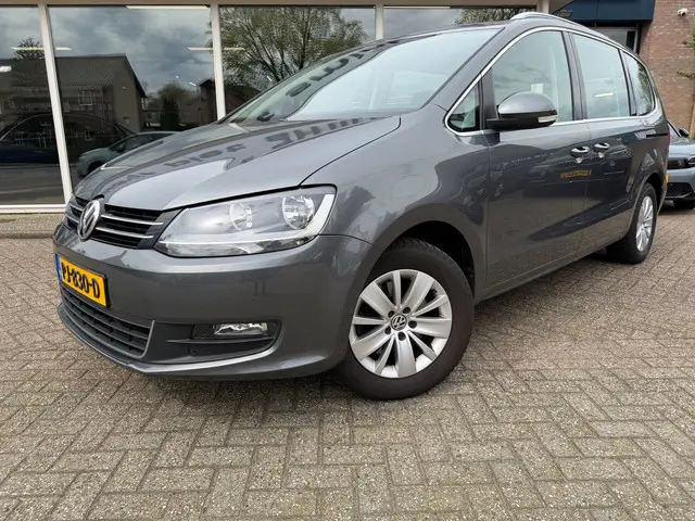 Volkswagen Sharan 1.4 TSI Exclusive Series 2017 Benzine 2