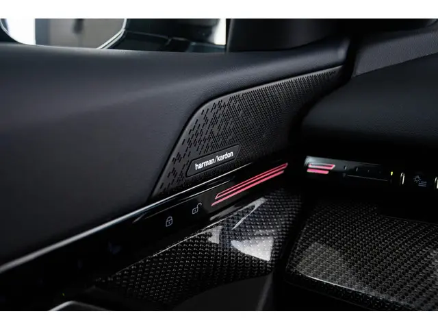 BMW 5 Serie 520i 2024 Benzine 46