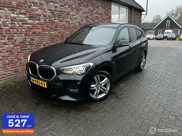 BMW X1 sDrive18i High Executive 2021 Benzine