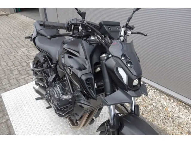 Yamaha MT 07 ABS 2022 Benzine 7