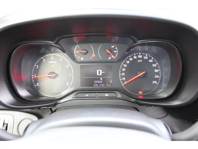 Opel Combo 1.5D L1H1 Edition 2021 Diesel 19