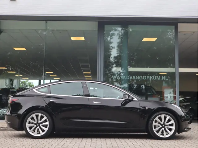 Tesla Model 3 Standard RWD Plus 60 kWh 2020 Elektrisch 5