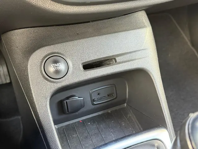 Renault Captur 0.9 TCe Limited 2019 Benzine 19