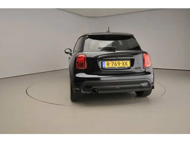 MINI 3-Deurs Cooper 2022 Benzine 3