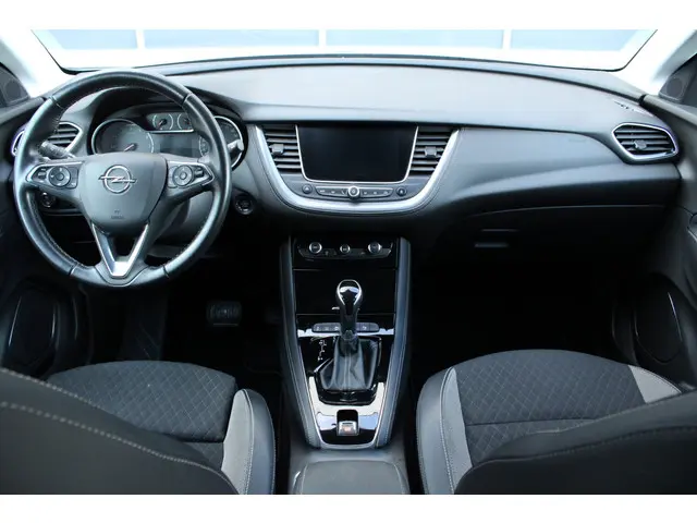 Opel Grandland X 1.2 Turbo Innovation 2020 Benzine 2