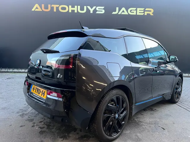 BMW i3 2