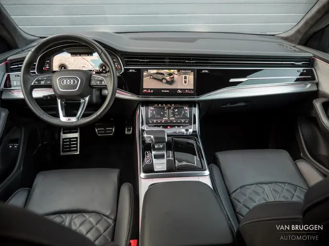 Audi Q8 55 TFSI e quattro S-Line 2021 Hybride Benzine 9