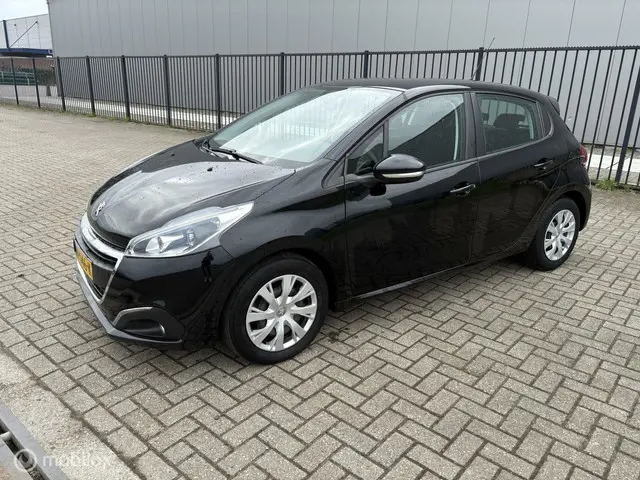Peugeot 208 1.2 PureTech Blue Lion 2016 Benzine 8