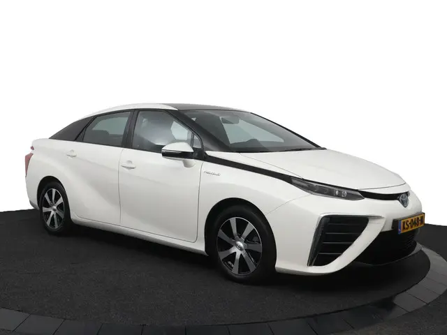 Toyota Mirai FCV Executive 2016 Waterstof 14