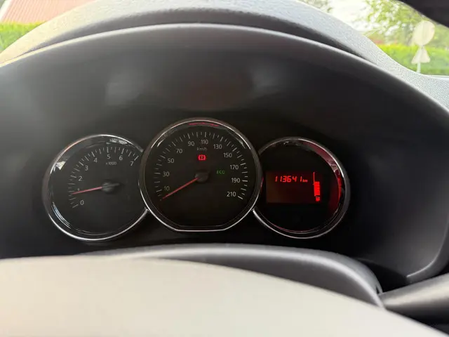 Dacia Logan MCV 0.9 TCe Prestige 2014 Benzine 12