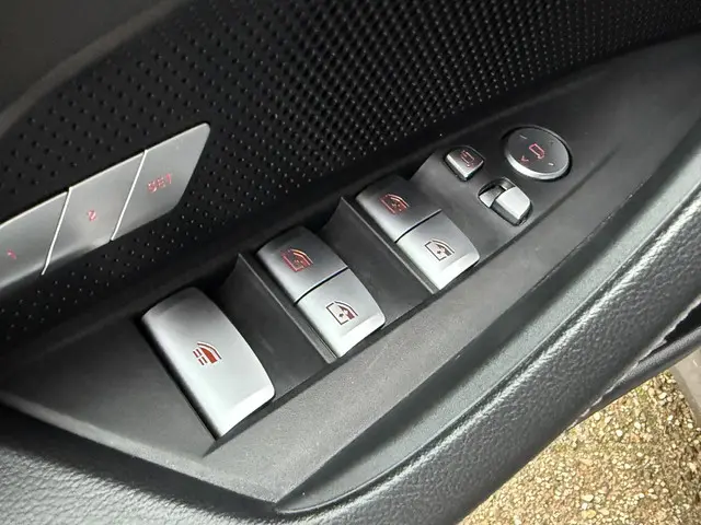 BMW 4 Serie Cabrio 420i High Executive 2021 Benzine 31