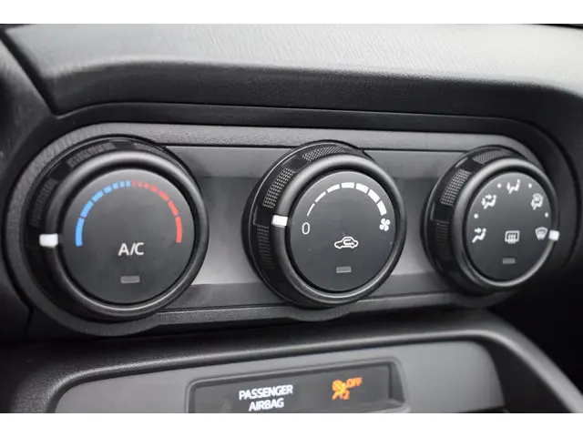 Mazda MX-5 1.5 SkyActiv-G 131 TS 2015 Benzine 18