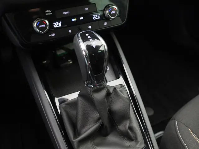 Škoda Kamiq 1.0TSI/115PK DSG Selection 2025 Benzine 11