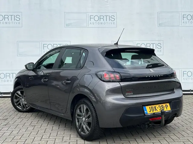 Peugeot 208 1.2 PureTech Allure Pack 2021 Benzine 3