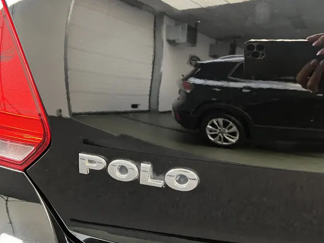 Volkswagen Polo 1.2 Easyline 2012 Benzine 25