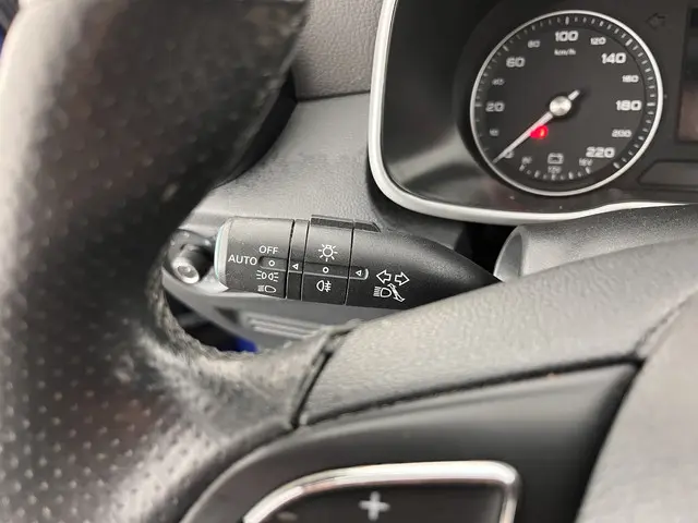 MG ZS EV MG Luxury 45 kWh 2019 Elektrisch 24