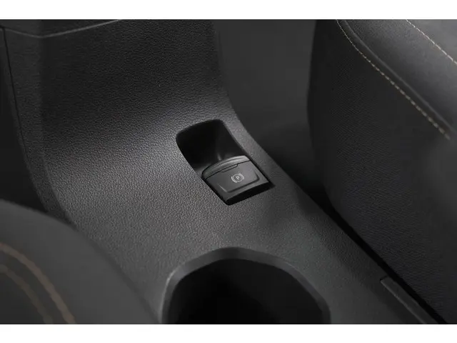 Dacia Jogger TCe 110 Extreme 2025 Benzine 42