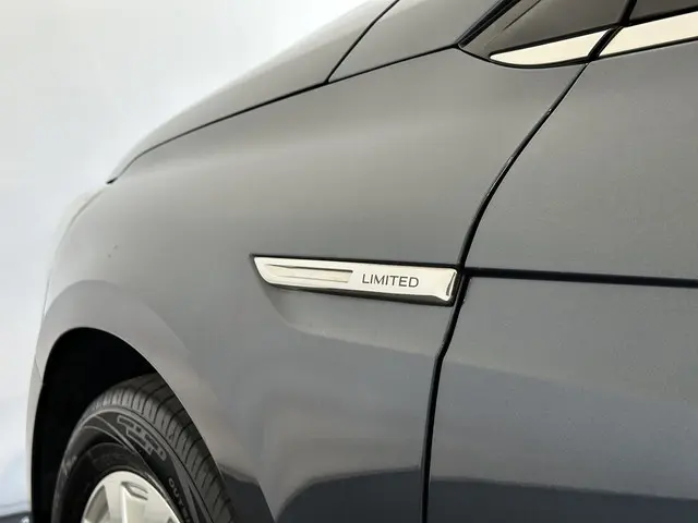 Renault Mégane Estate 1.3 TCe Limited 2019 Benzine 16