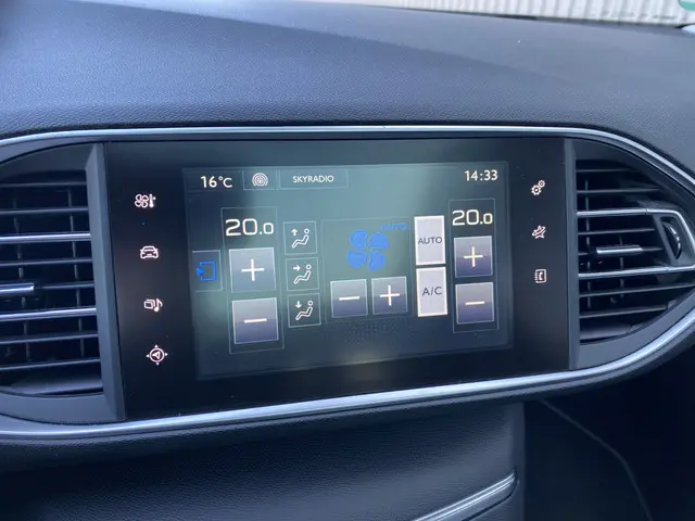 Peugeot 308 SW 1.2 e-THP Première 2014 Benzine 20