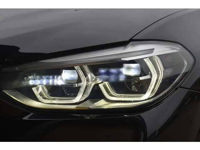 BMW X3 xDrive20i High Executive Edition 2019 Benzine 24