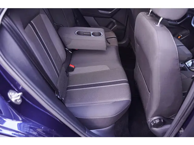 Volkswagen T-Roc 1.0 TSI Style 2018 Benzine 35