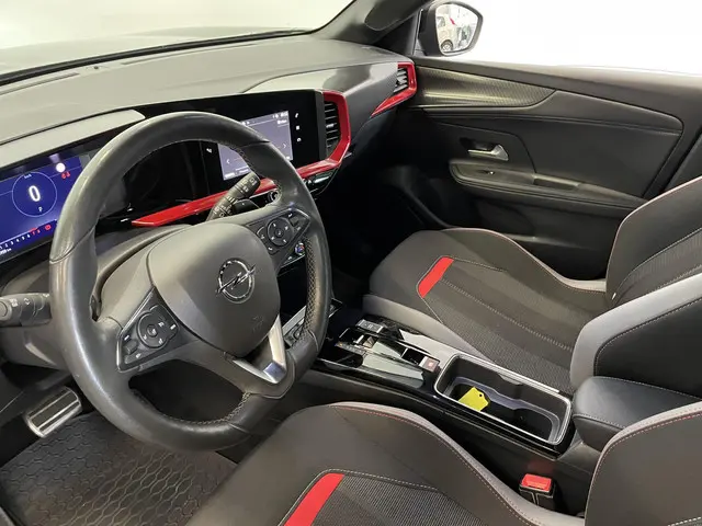 Opel Mokka 1.2 130pk Aut EAT-8 Turbo 2022 Benzine 23