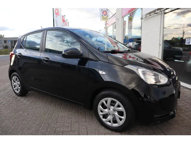 Hyundai i10 1.0i COMFORT-PACK 2020 Benzine 14