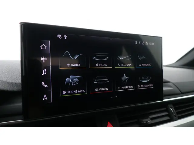 Audi A4 Avant 35 TFSI 150pk Competition 2021 Benzine 17