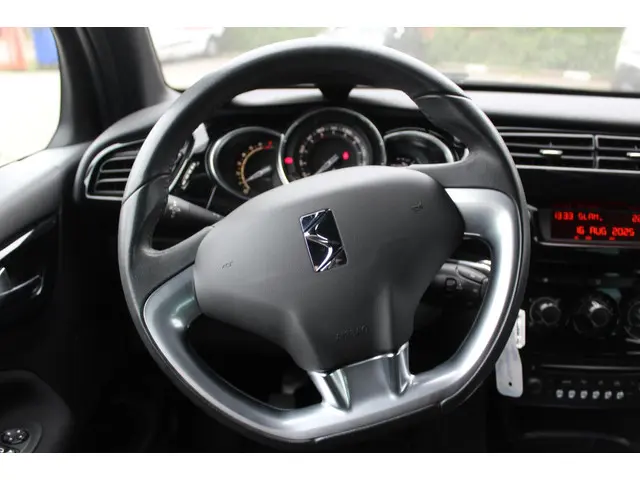 Citroën DS3 1.2 VTi So Chic 2013 Benzine 12