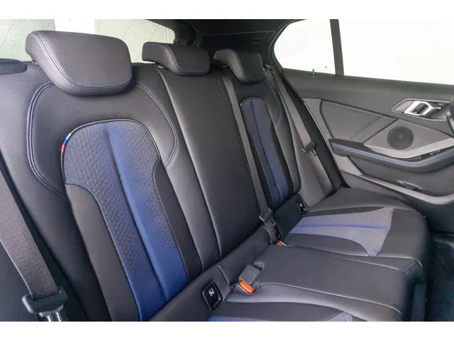 BMW 1 Serie 5-deurs 2023 Benzine 11
