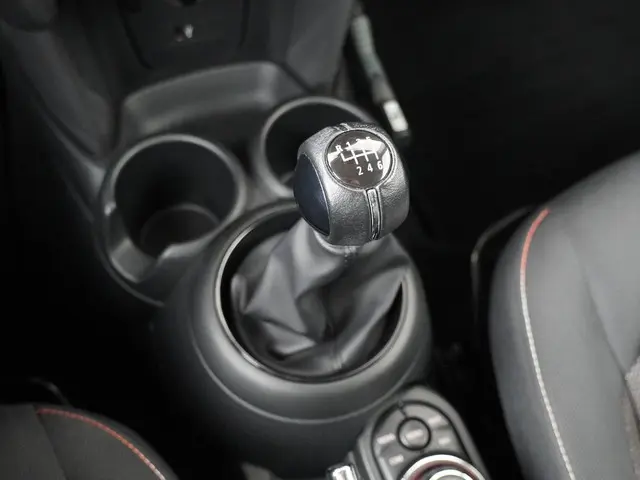 MINI Cooper Salt 2020 Benzine 21