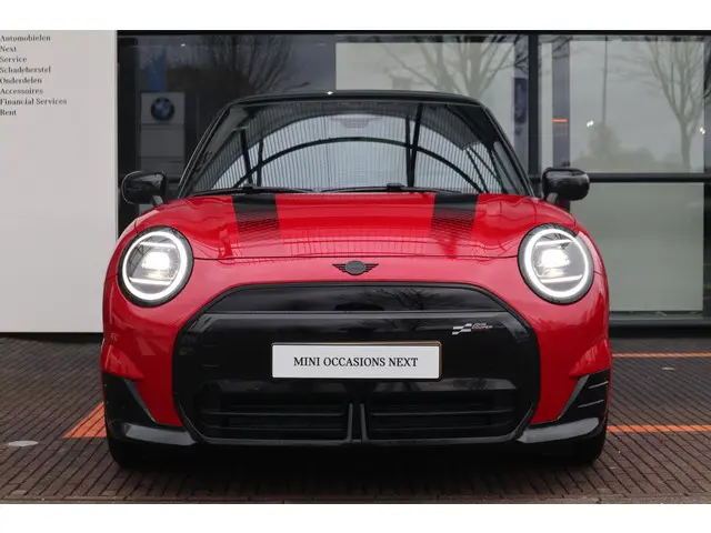 MINI 3-Deurs Cooper E 2024 Elektrisch 4